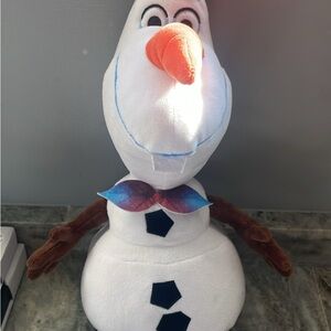 Olaf stuffed animal